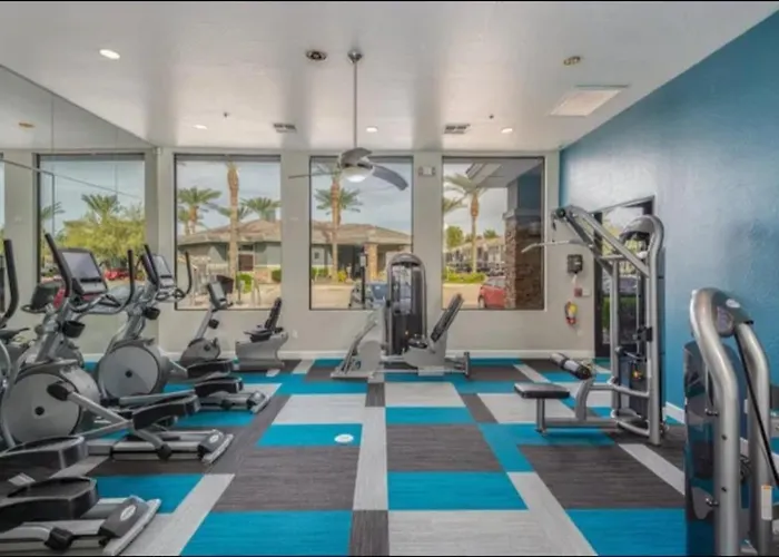 Modern 2br Oasis!